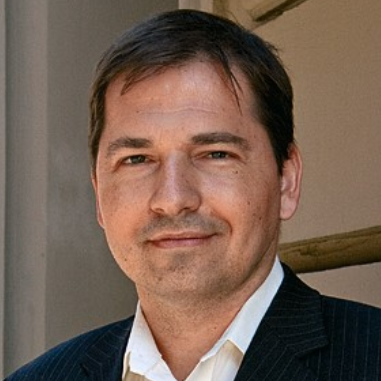     Brückner Gergely
