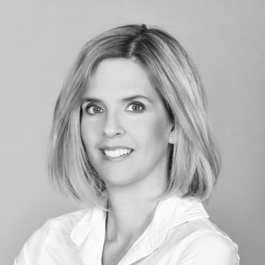     Herczeg Anna
