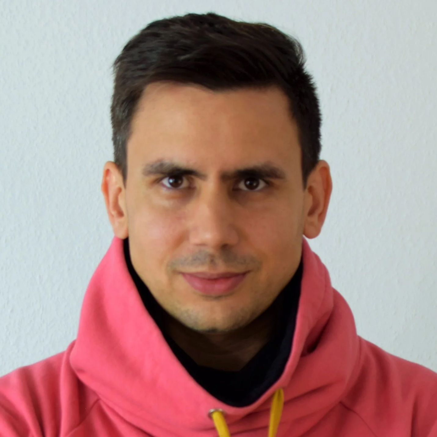     Csingár Zoltán
