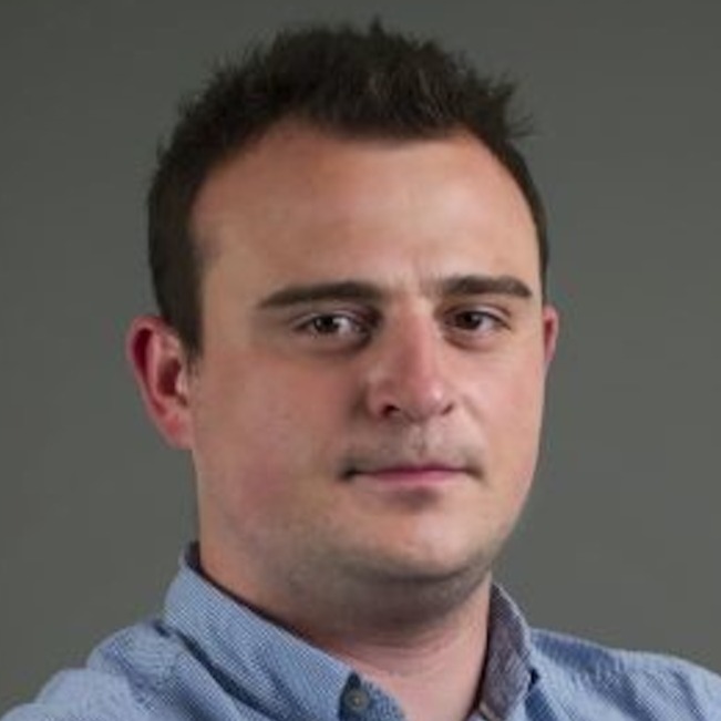     Erőss Csaba

