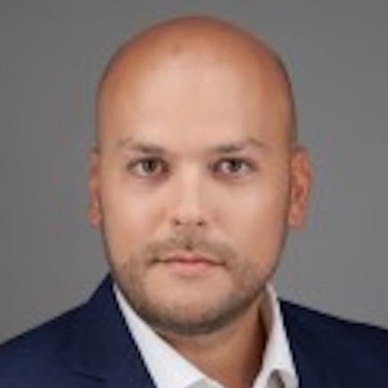     Nagy László

