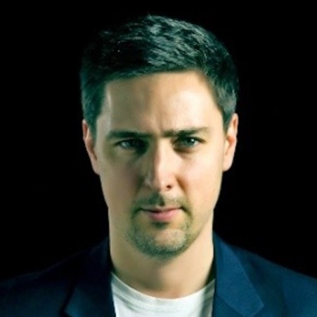     Nagy László
