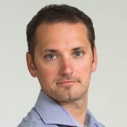     Szutor Ferenc
