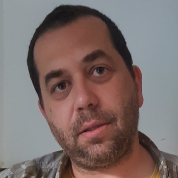     Nádori Gergely

