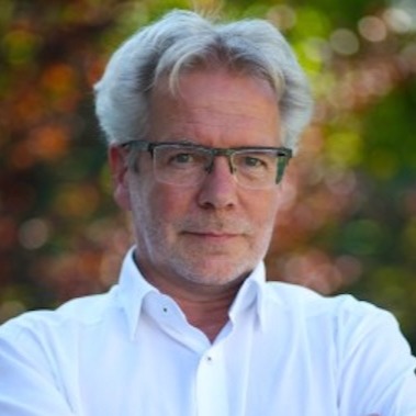     Baráth Gergely
