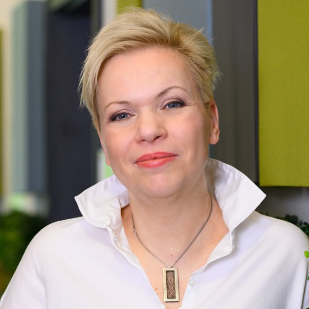     Kohanecz Margó
