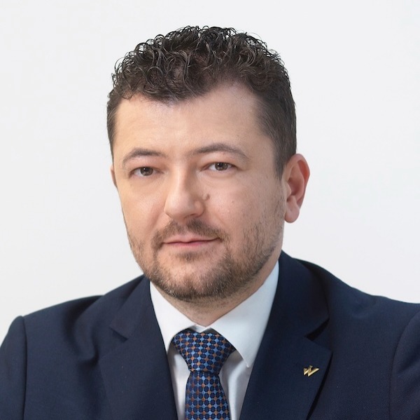     Kerek István
