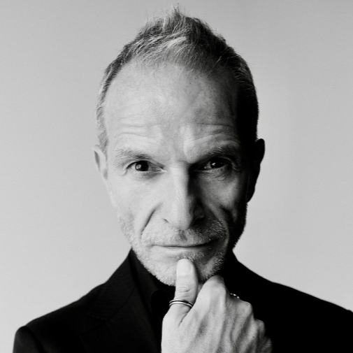     Ledényi Attila
