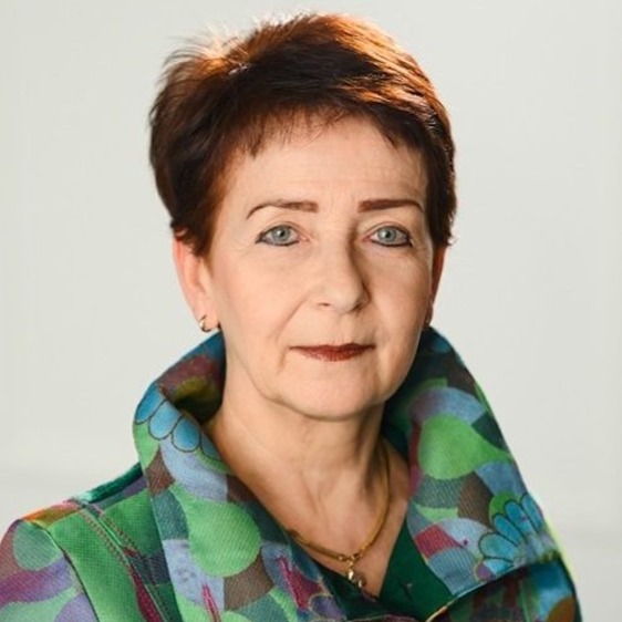     Kanel Judit
