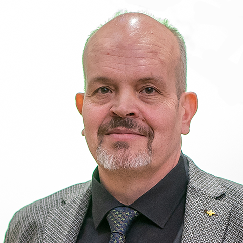     Szabó Ákos

