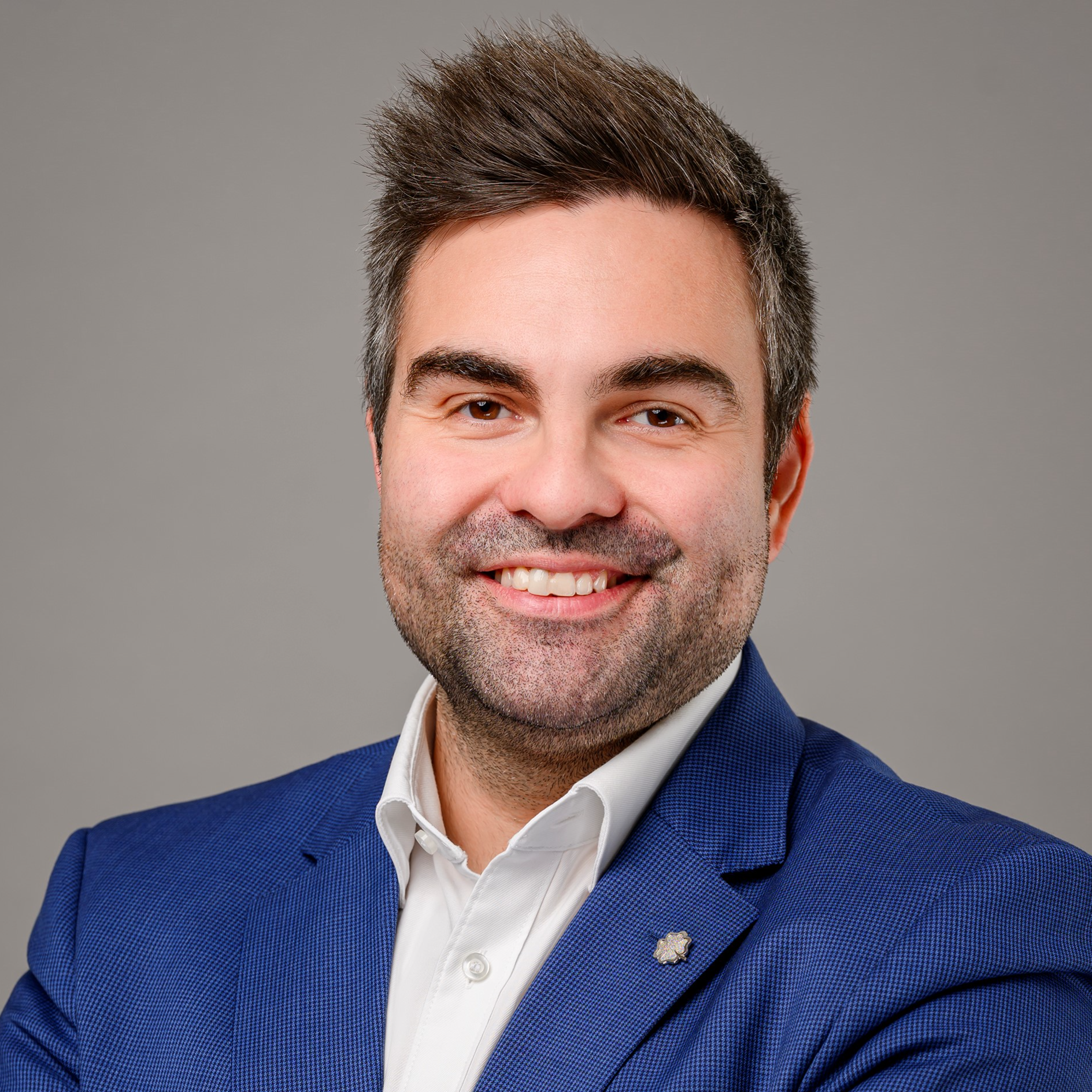     Szász Tamás
