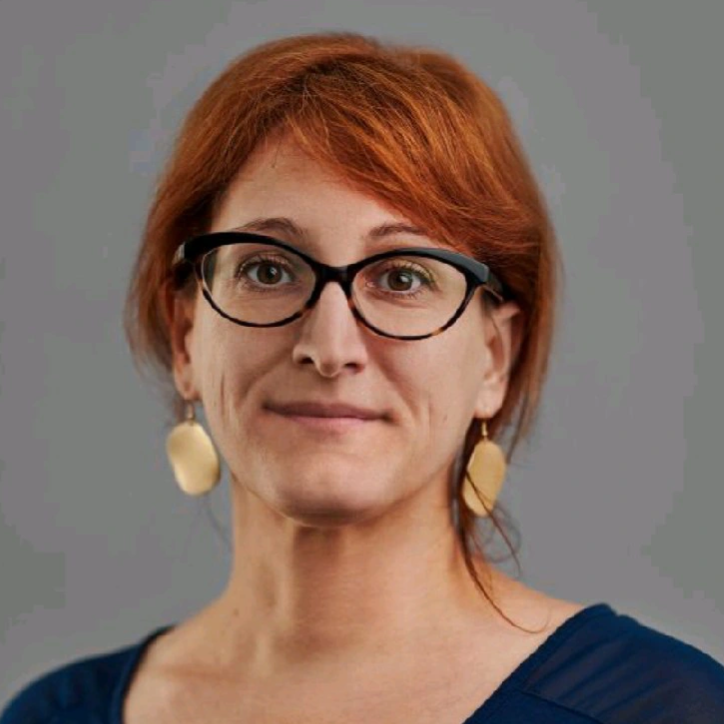     Keisz Viktória
