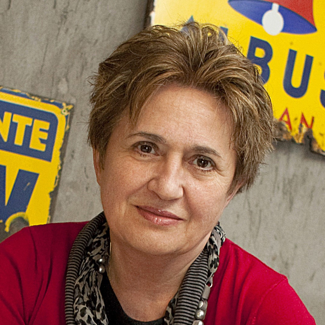     Dr. Törőcsik Mária
