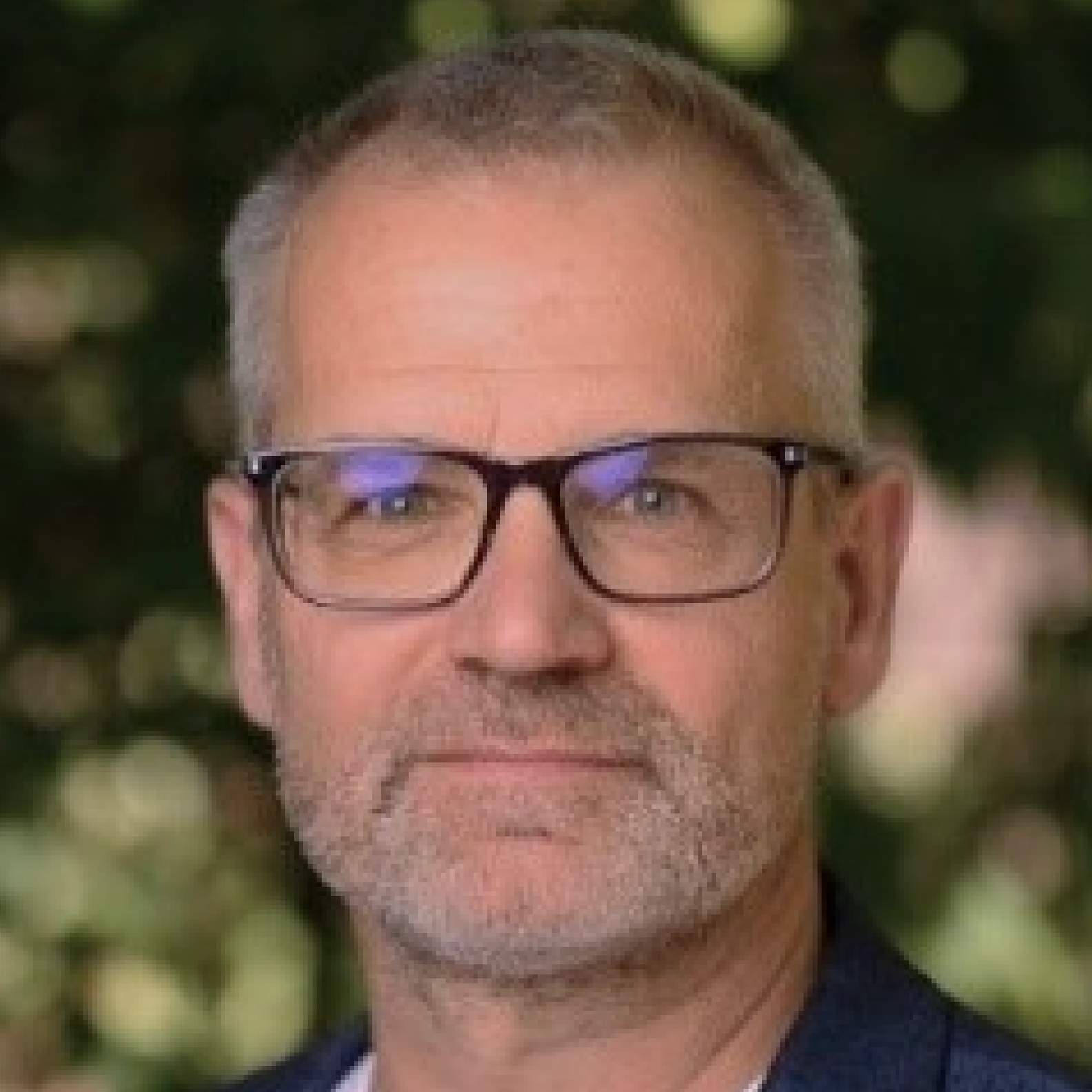     Baráth Péter
